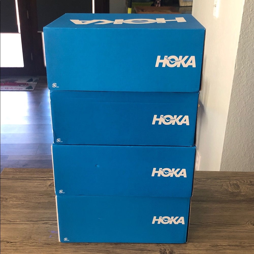 BUNDLE OF FOUR HOKA HINGED LID SHOE BOXES - Picture 12 of 16